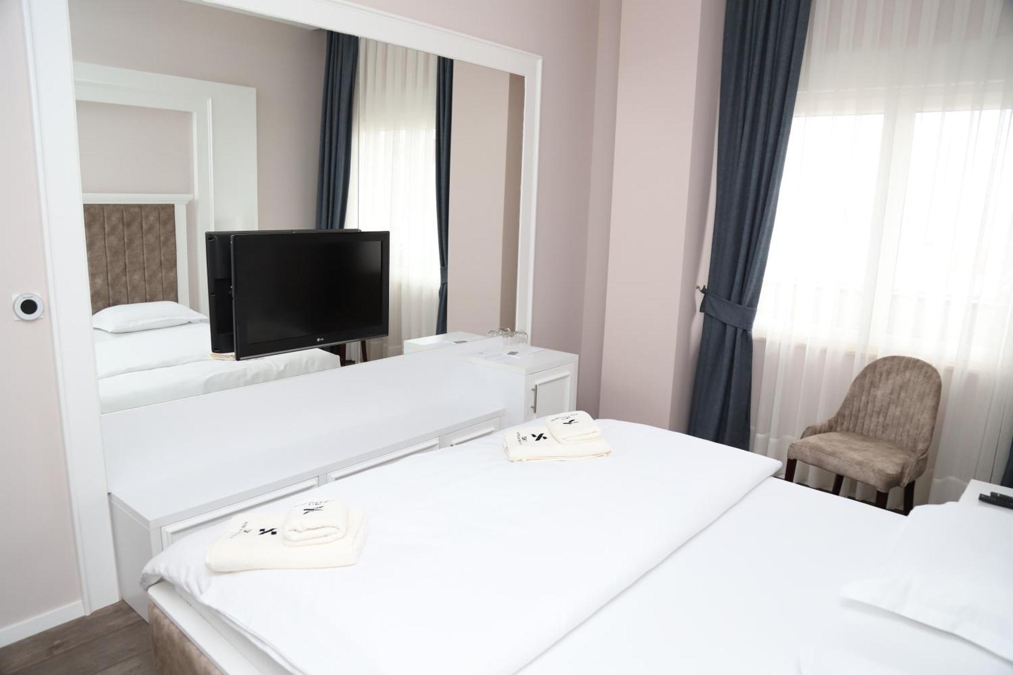 Sky Hotel 프리즈렌 외부 사진