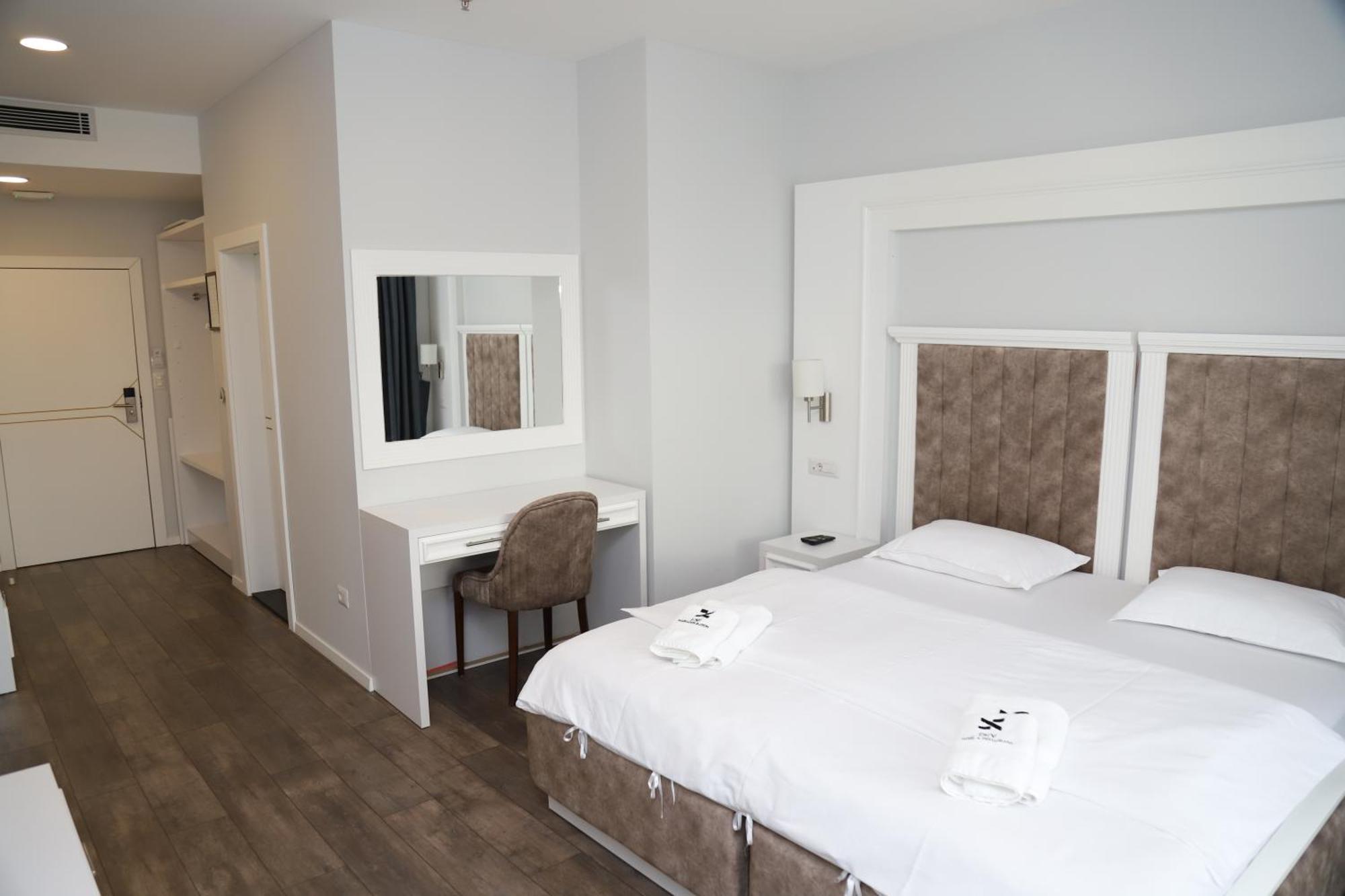 Sky Hotel 프리즈렌 외부 사진