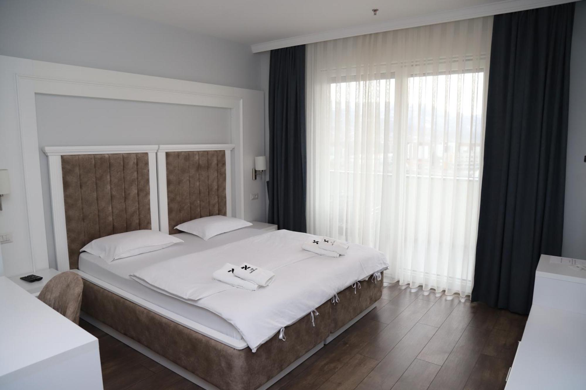 Sky Hotel 프리즈렌 외부 사진