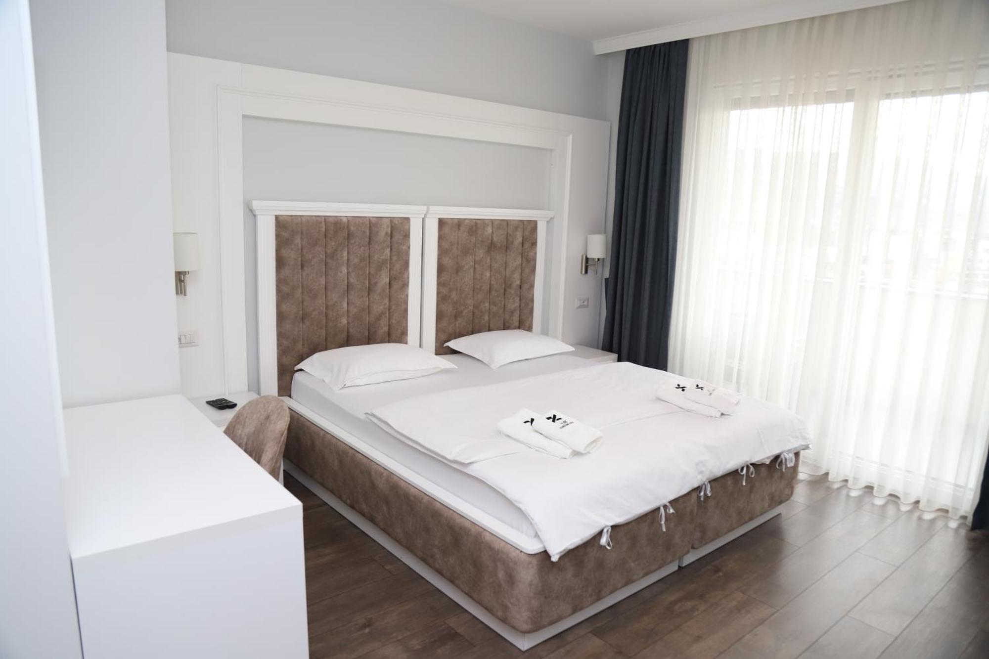 Sky Hotel 프리즈렌 외부 사진